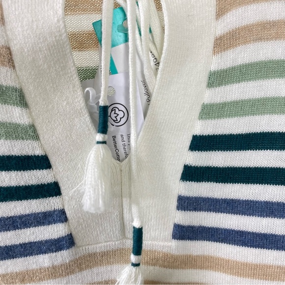 Stitch Fix l Market & Spruce Leila Split Neck Tassel Pullover, Large - Picture 4 of 10